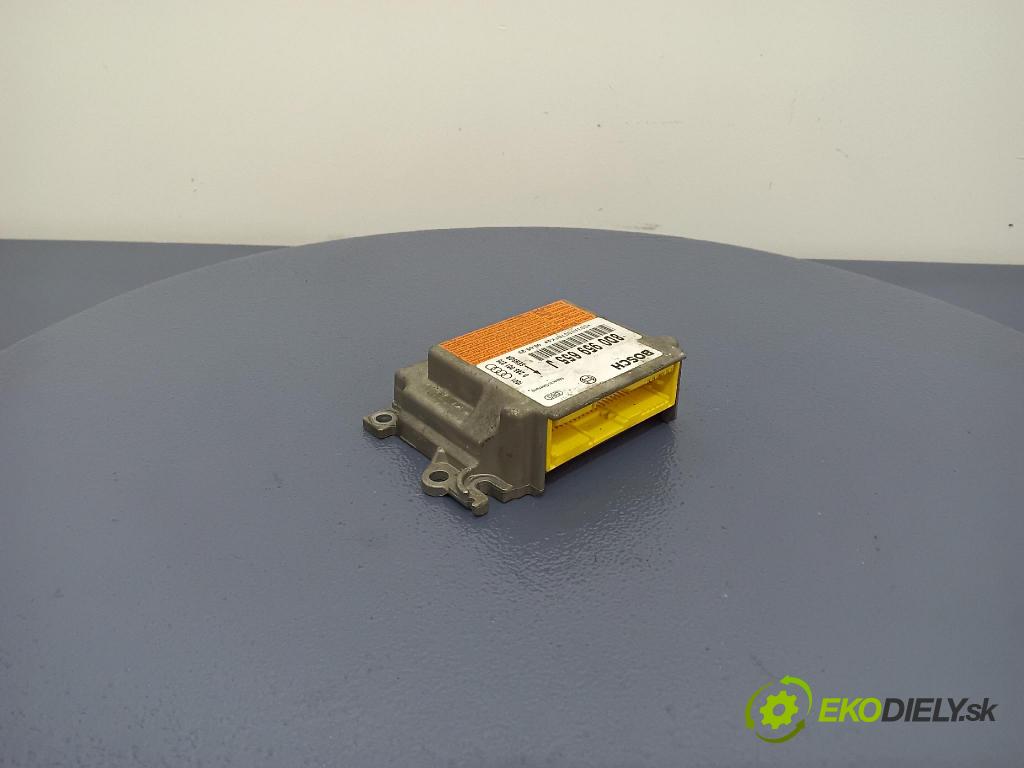 Audi A4 2000 řídící jednotka SRS x 8D0959655J