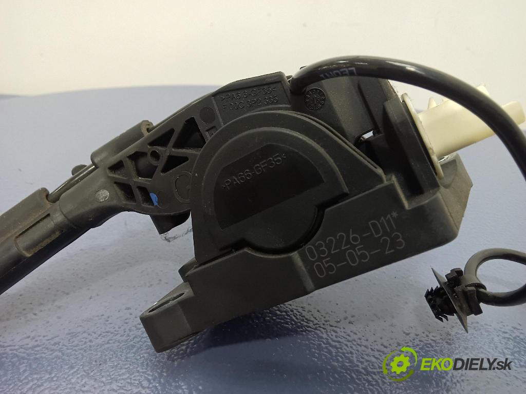 Citroen C5 2007 pedal Plyn: 9650341780