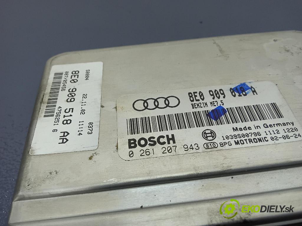 Audi A4 2002 řídící jednotka Motor: 8E0909018A