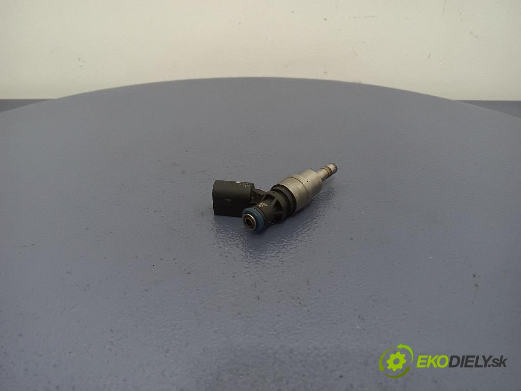 Skoda Octavia 0 vstřikovač 0261500039