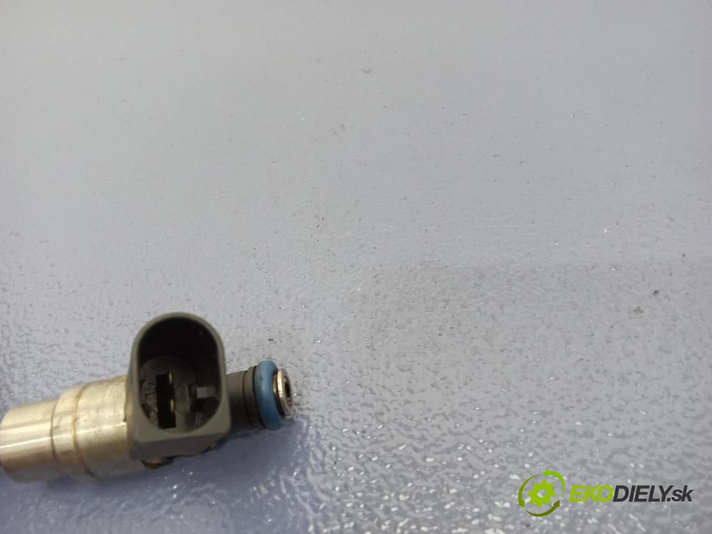 Skoda Octavia 0 vstřikovač 0261500039