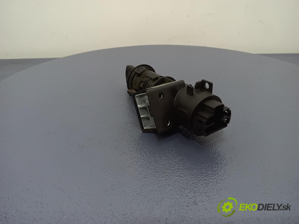 Fiat Panda 2007 Spínač zapalování. 00468453610 B365