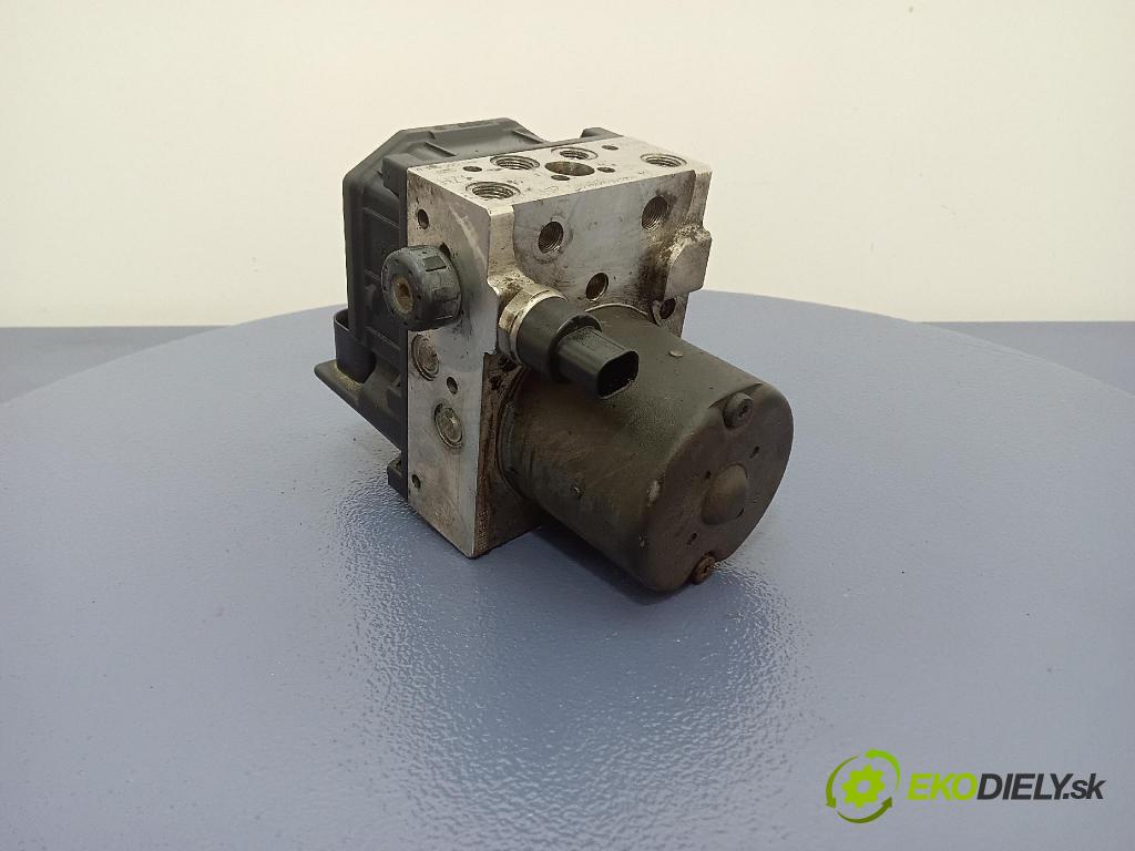 Audi A4 2002 čerpadlo ABS x 8E0614517