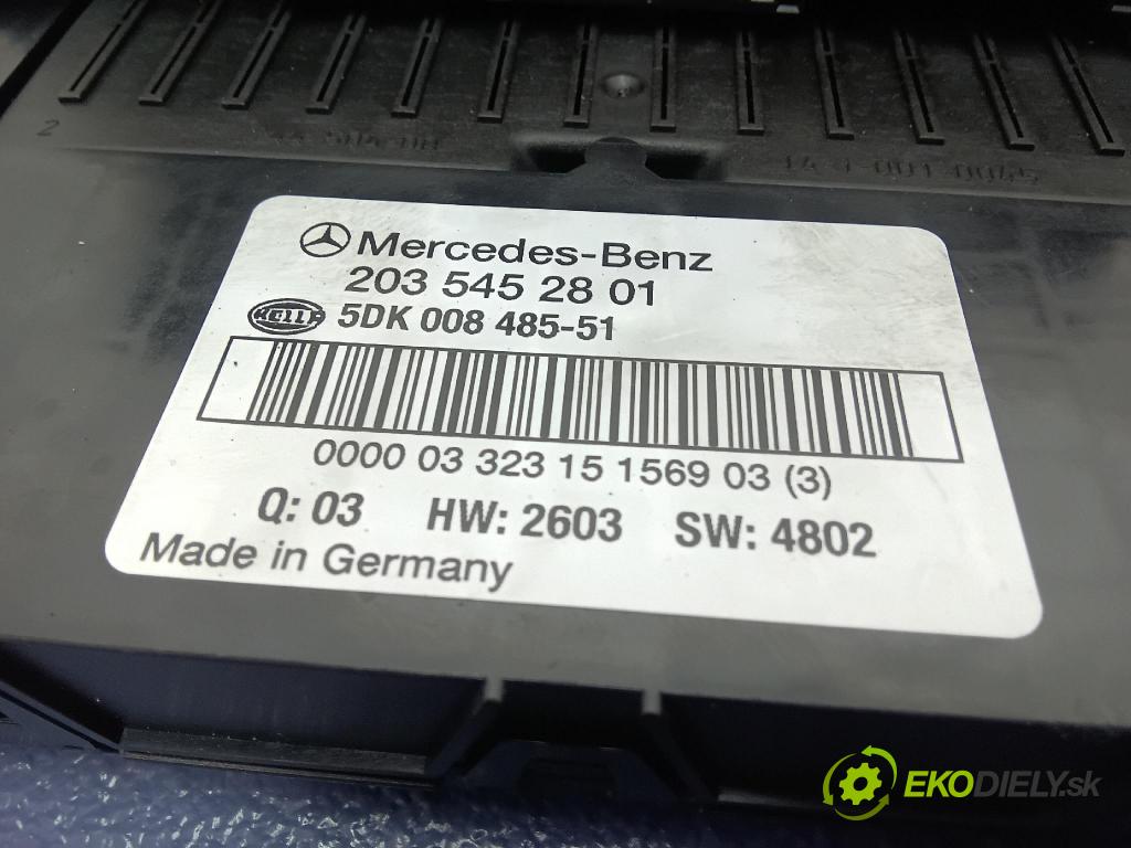 Mercedes-benz C 200 kompressor 2004 skříňka Pojistky 2035452801