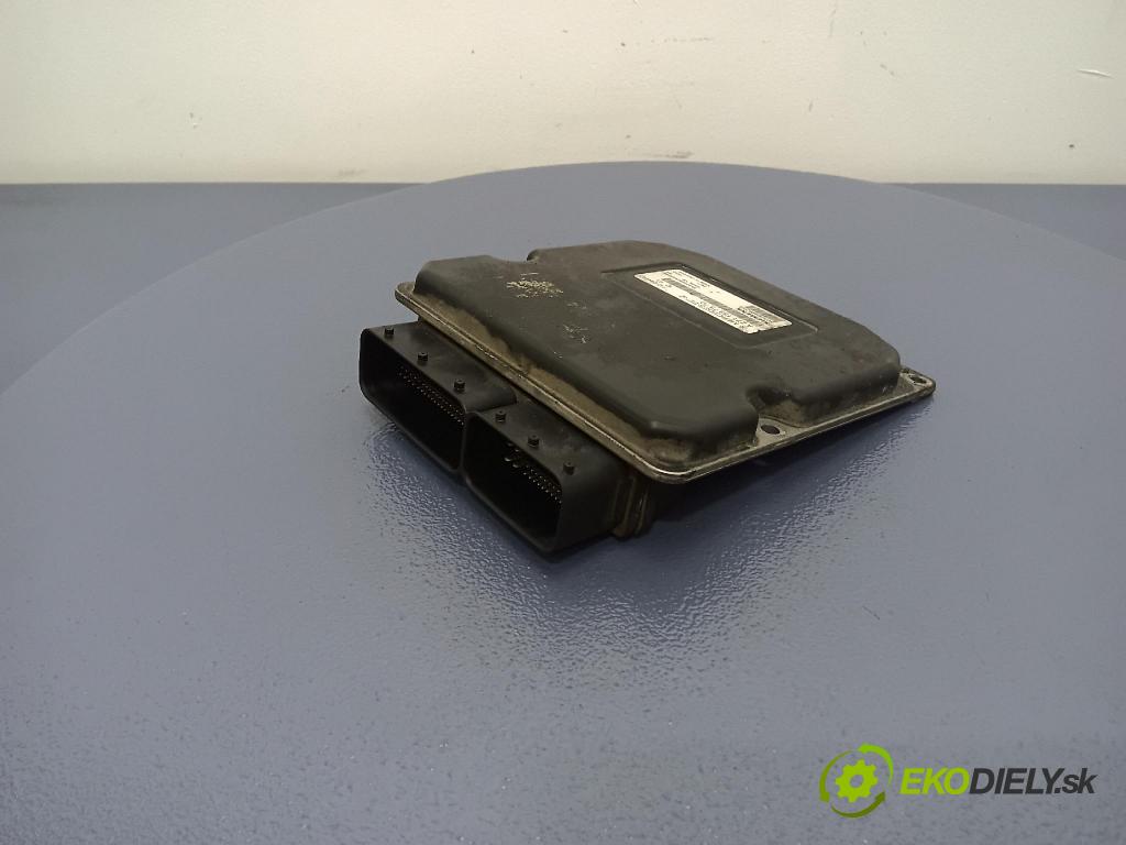 Mercedes-benz C 200 kompressor 2004 riadiaca jednotka Motor: A2711537379