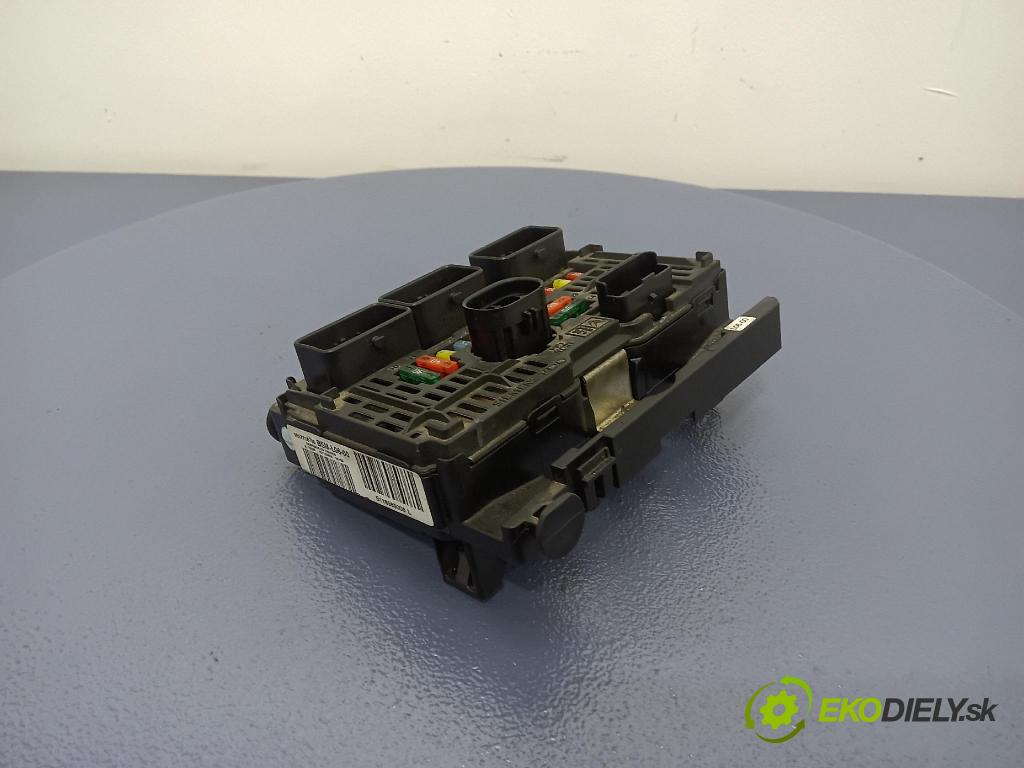 Citroen C5 2005 skrinka Poistky: 9657718780