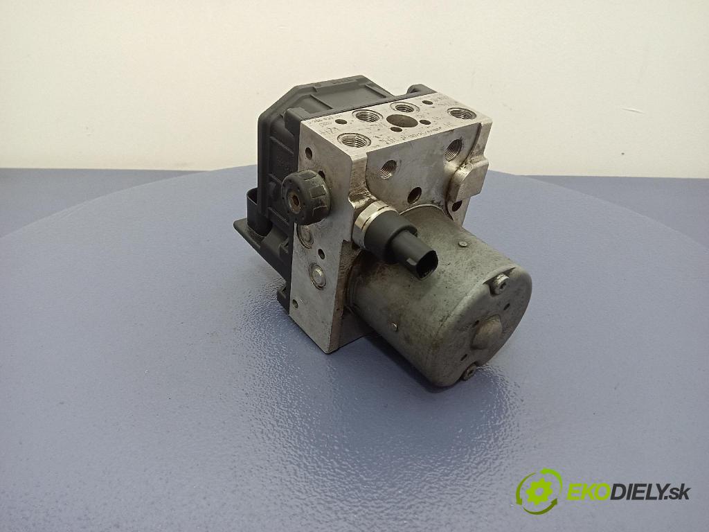 Audi A6 quattro 2001 čerpadlo ABS x 4B0614517H