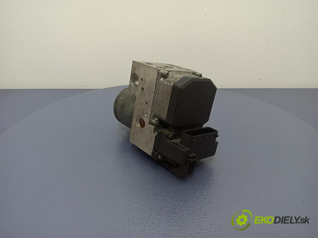 Audi A6 0 čerpadlo ABS x 8E0614111E