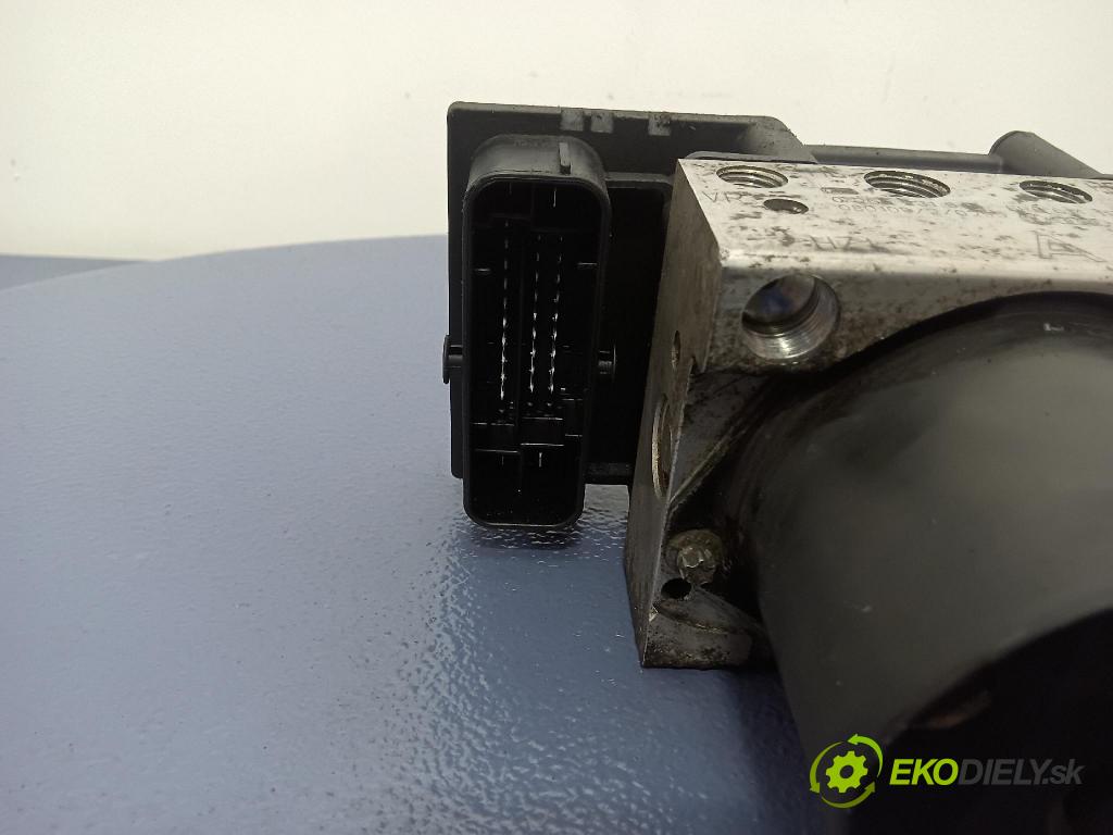 Skoda Fabia 0 čerpadlo ABS x 6R0907379C