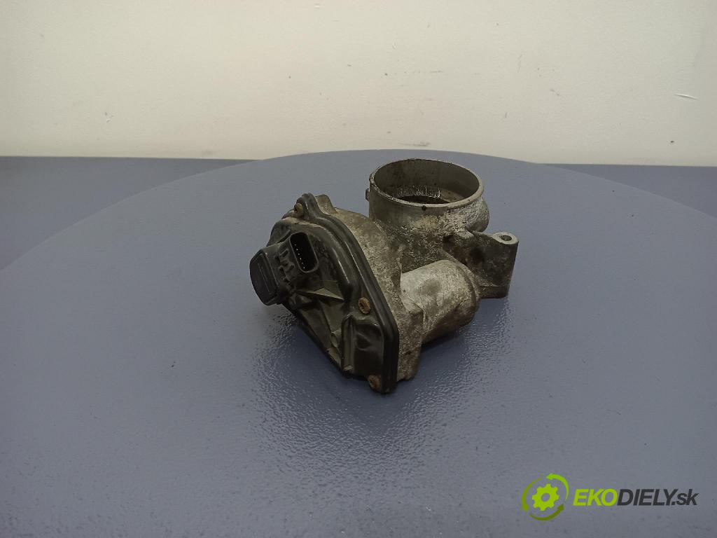 Ford Focus 2005 škrticí klapka 4M5G-EC