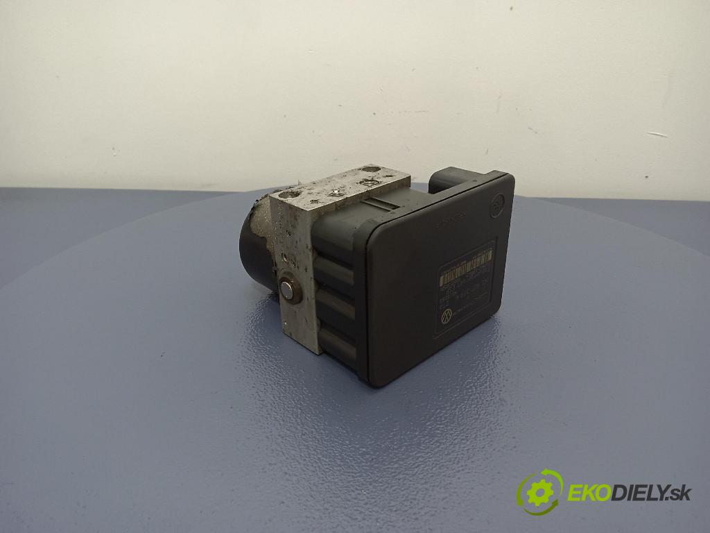 Volkswagen Jetta 0 čerpadlo ABS x 1K0907379K