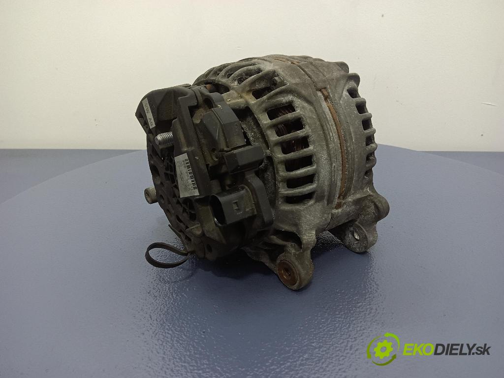 Volkswagen Passat 2003 Alternator 028903031