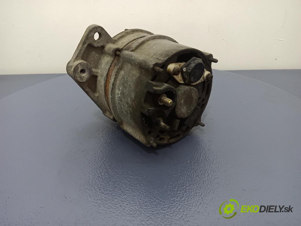 Volkswagen Golf 1991 Alternator 01