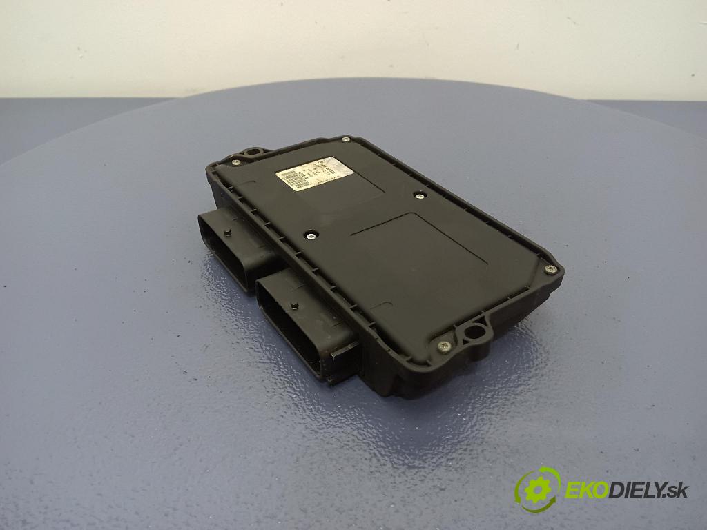 Citroen C8 2005 riadiaca jednotka 10R-036615