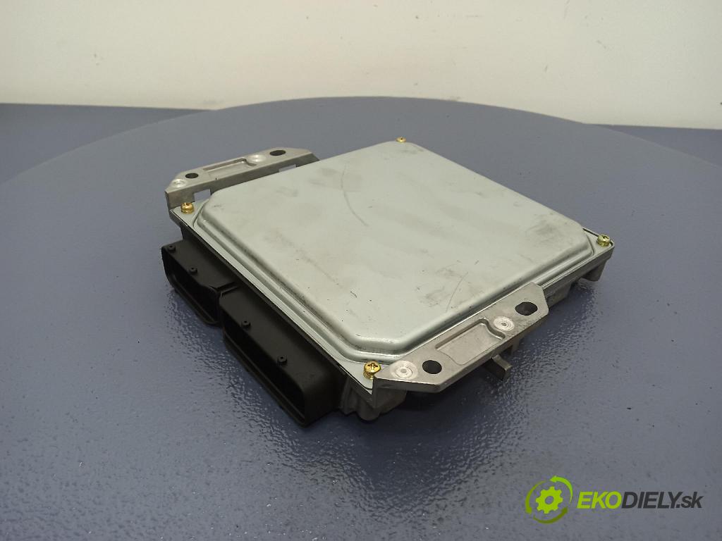 Nissan Almera 0 riadiaca jednotka Motor: 275800-2341
