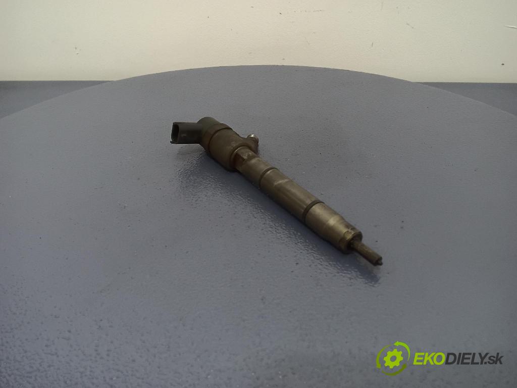 Kia Ceed 2007 vstřikovač 0445110256