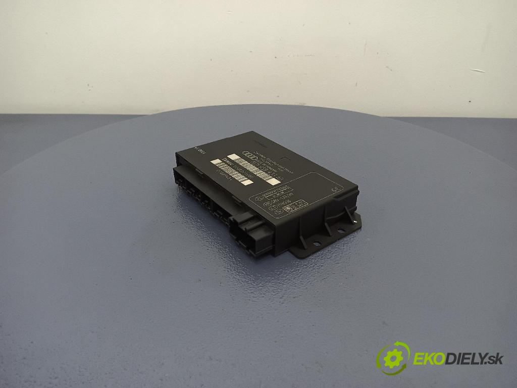 Audi A4 2004 řídící jednotka Komfortu 8E0959433AD