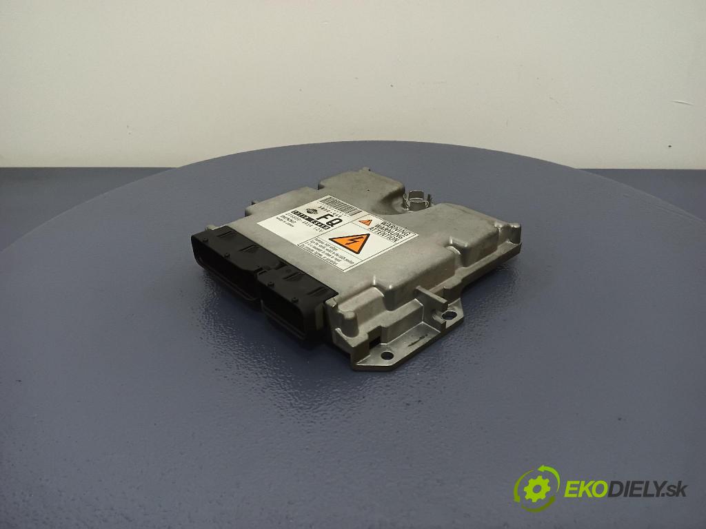 Nissan X-trail 2006 riadiaca jednotka Motor: 275800-4454