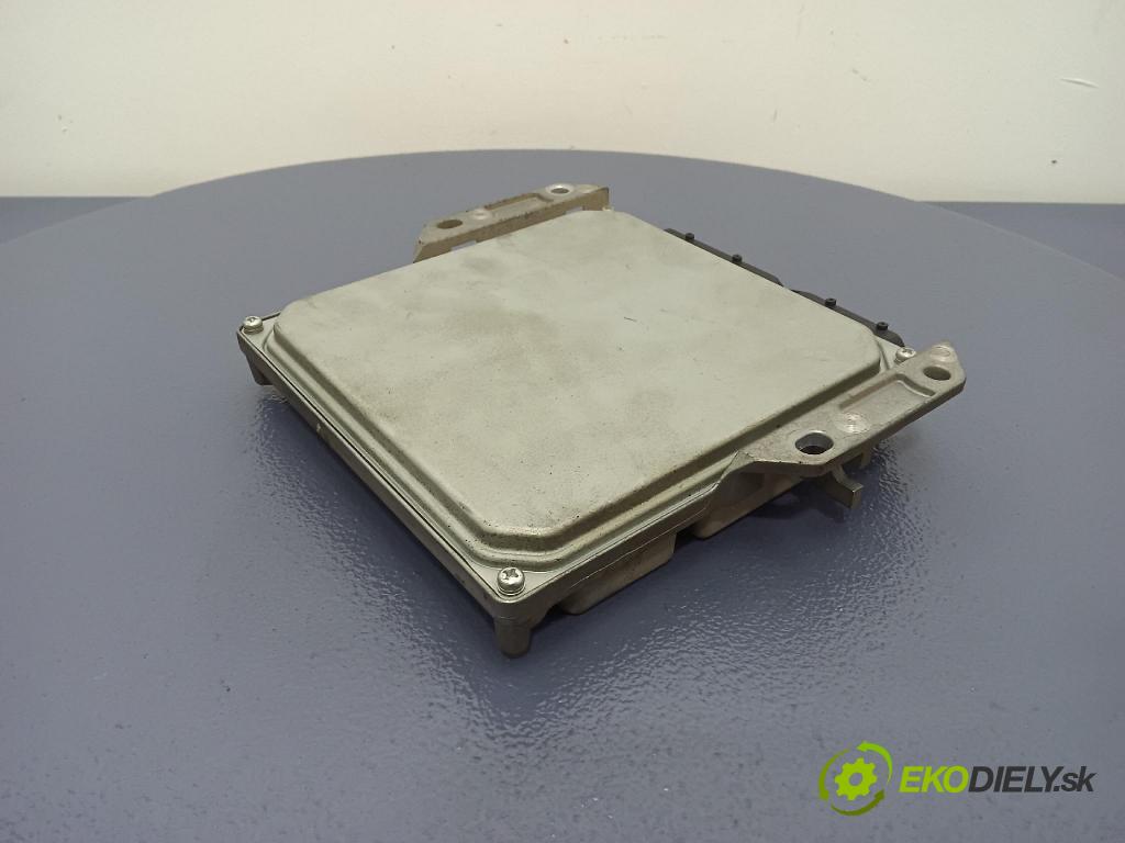 Nissan X-trail 2006 riadiaca jednotka Motor: 275800-4454