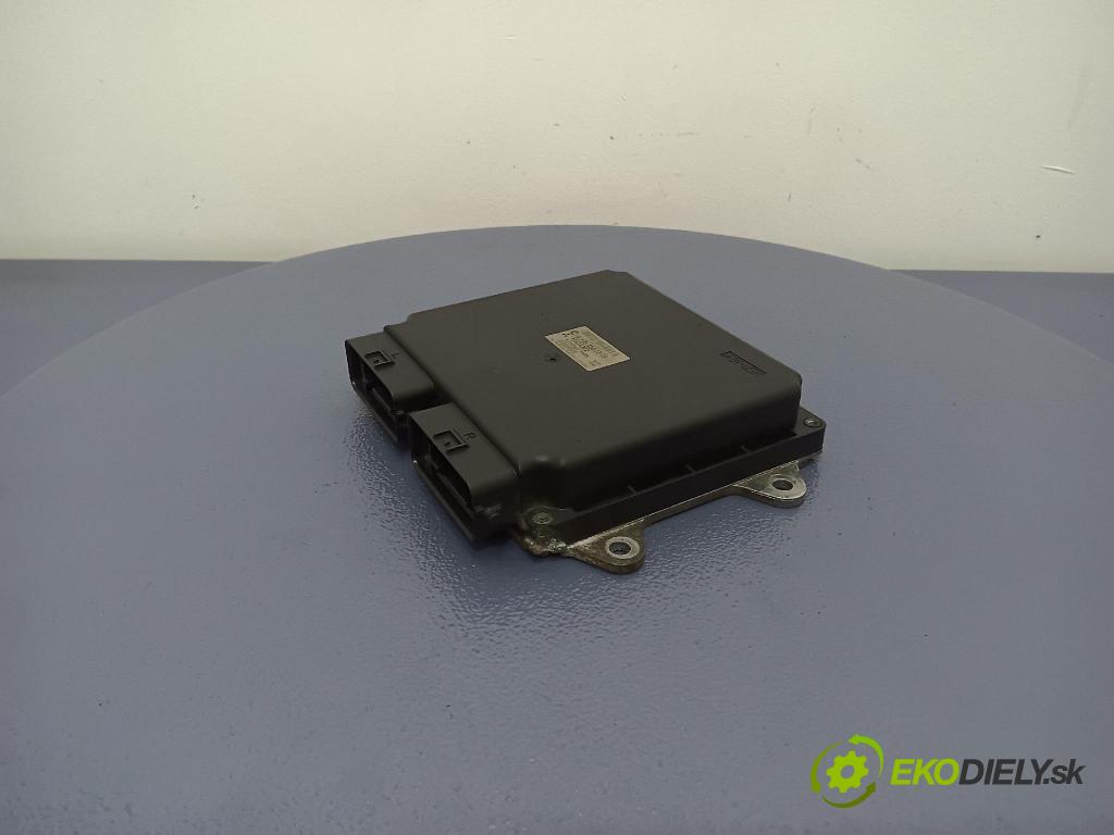 Smart Forfour 2004 riadiaca jednotka Motor: A1351502379