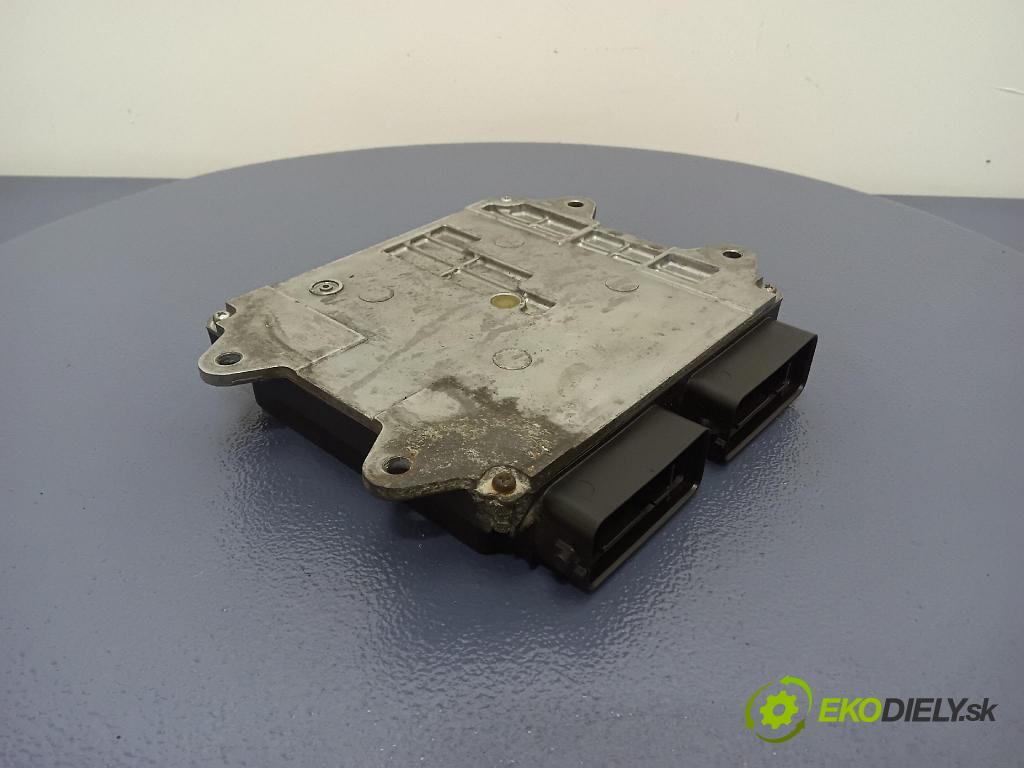 Smart Forfour 2004 riadiaca jednotka Motor: A1351502379