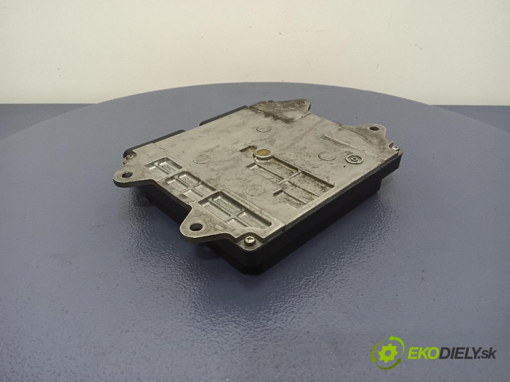 Smart Forfour 2004 riadiaca jednotka Motor: A1351502379