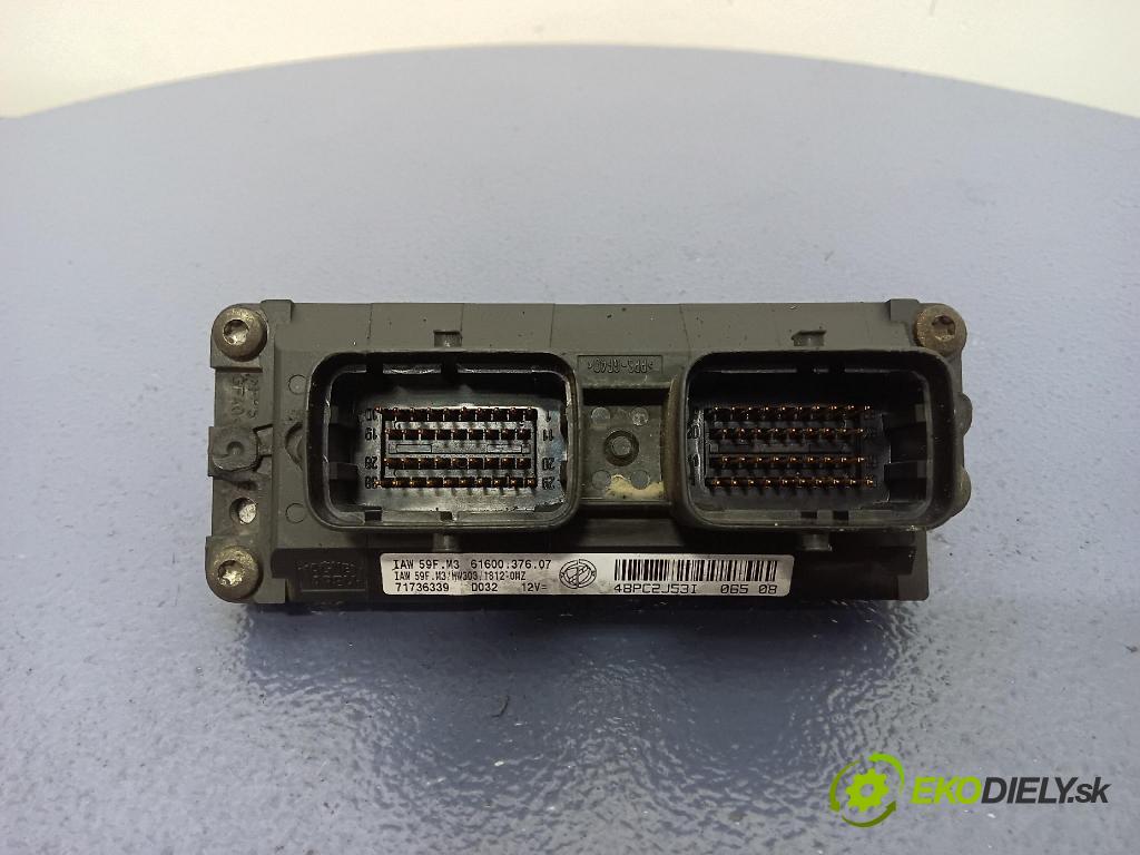 Fiat Punto 2003 riadiaca jednotka Motor: 71736339