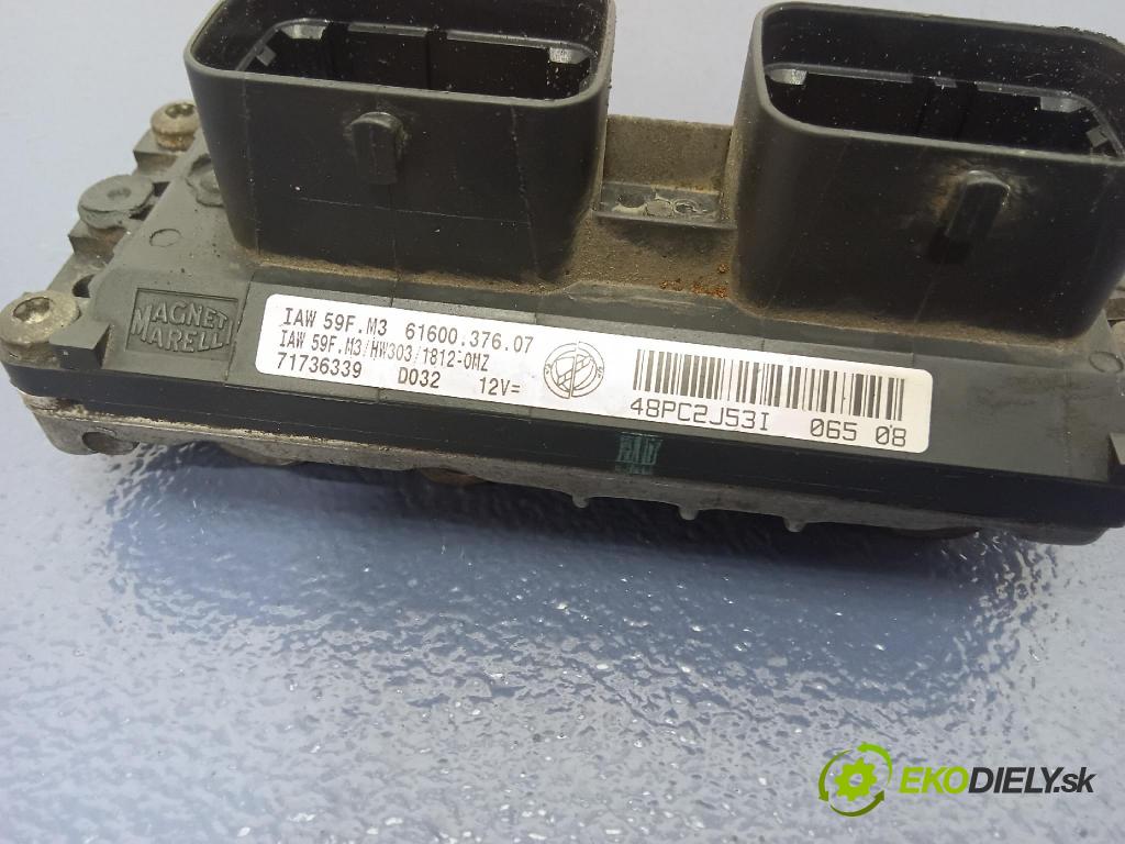 Fiat Punto 2003 riadiaca jednotka Motor: 71736339