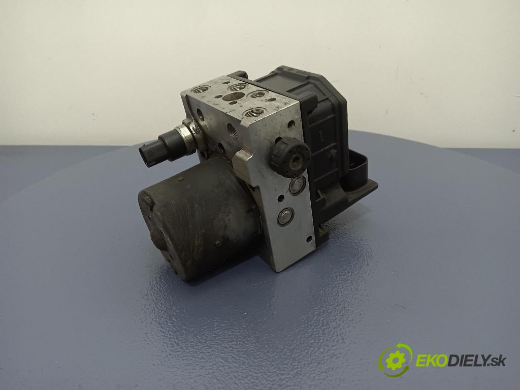Audi A6 2002 čerpadlo ABS x 4B0614517G