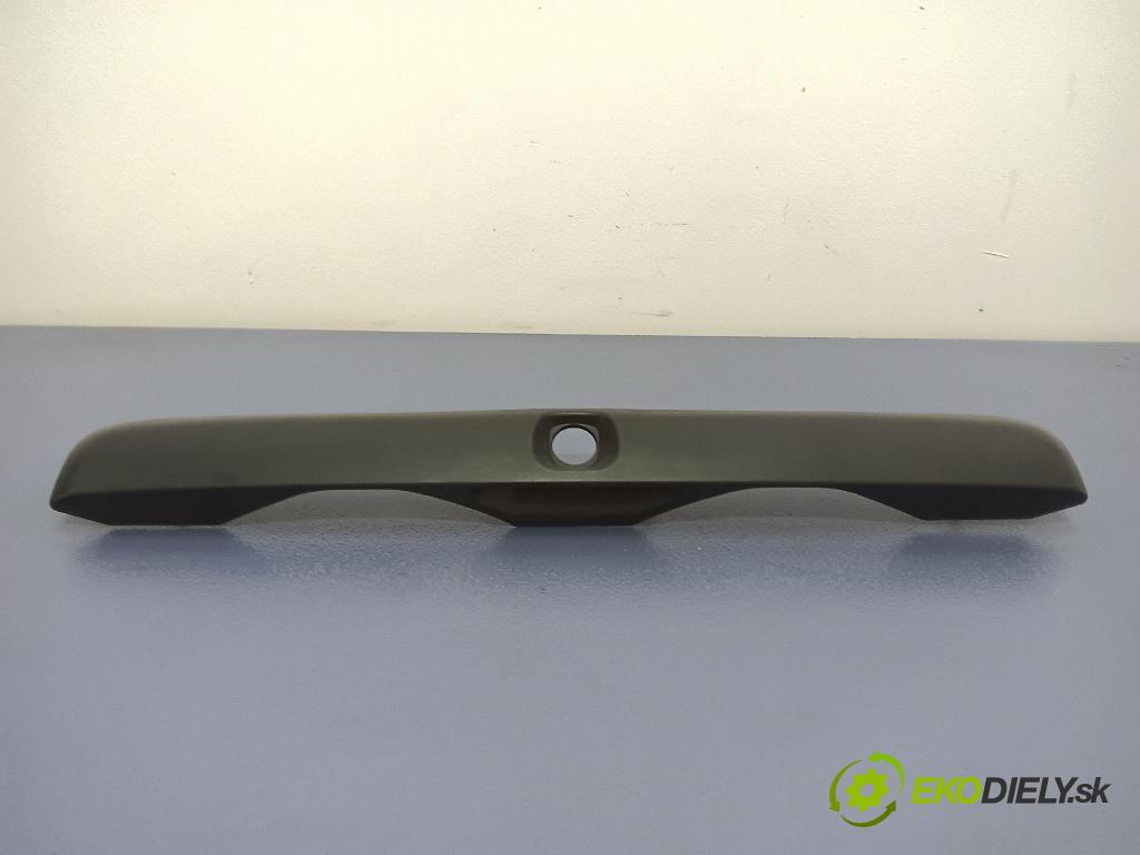 Suzuki Ignis 2003 zaslepka: Zad: 83940-86G0