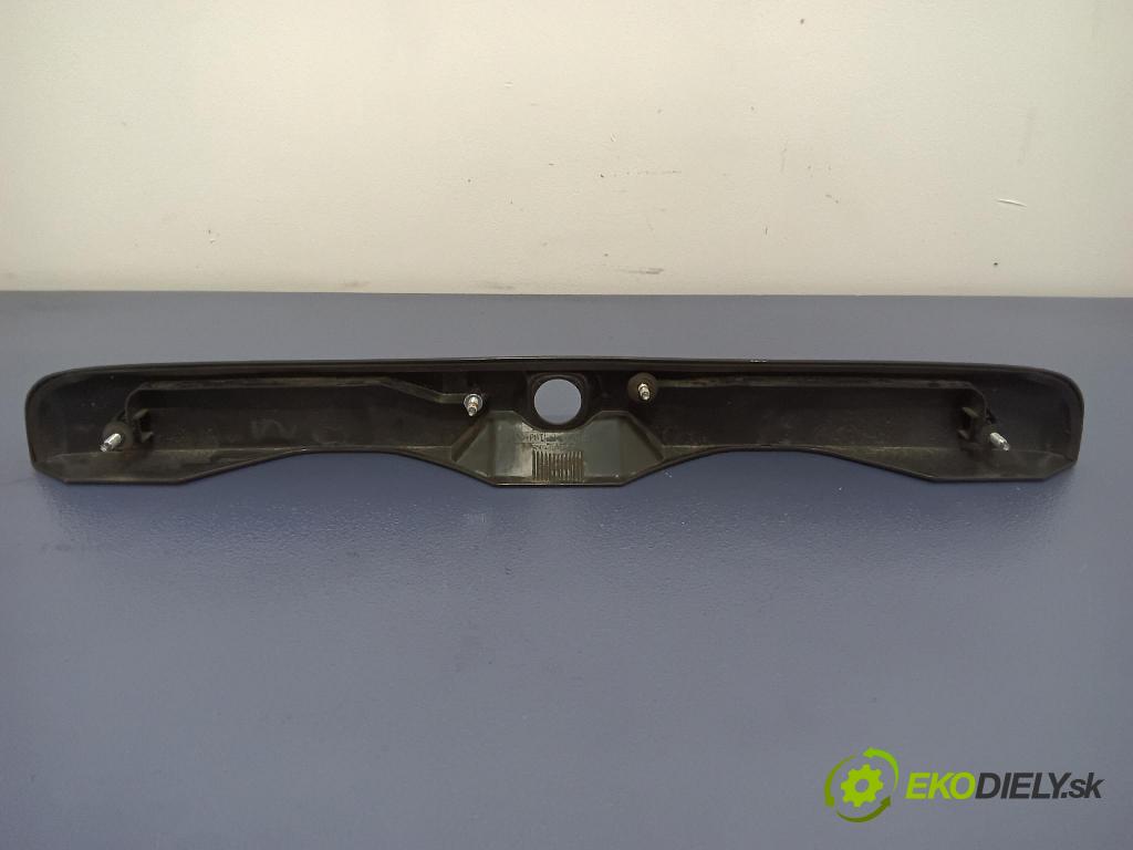 Suzuki Ignis 2003 zaslepka: Zad: 83940-86G0