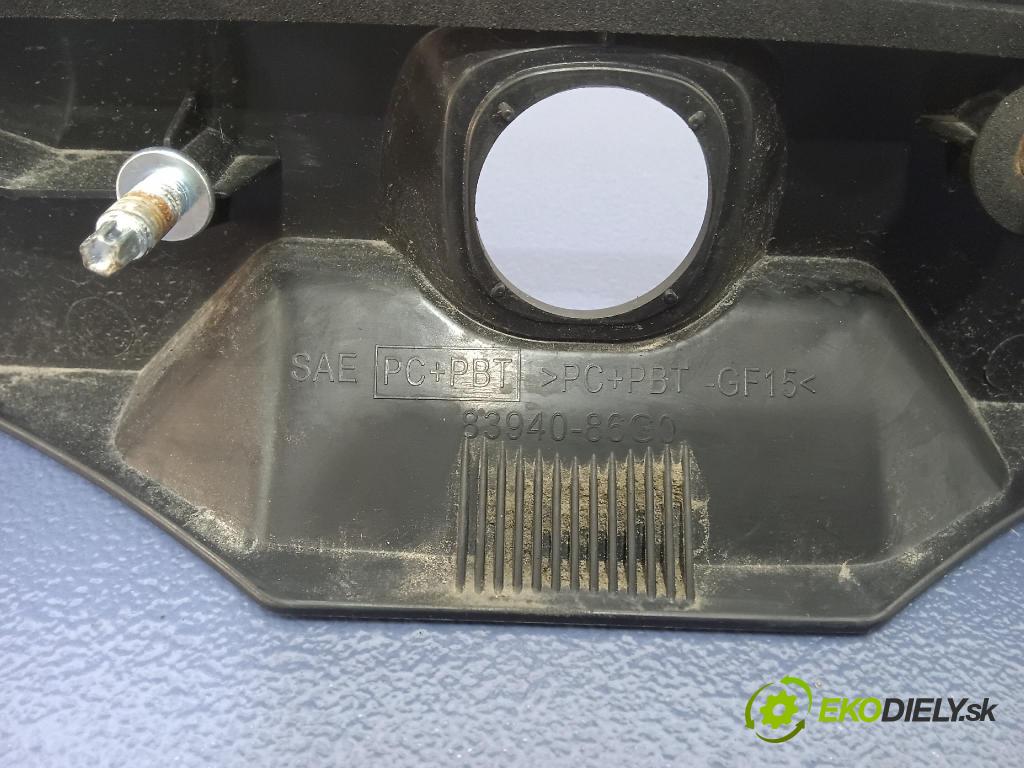 Suzuki Ignis 2003 zaslepka: zad 83940-86G0