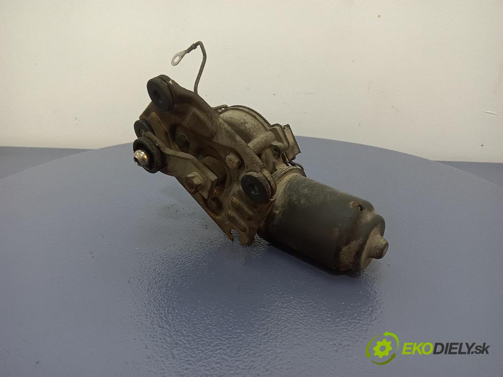 Suzuki Ignis 2003 mechanismus motorek Stěrače: před 01