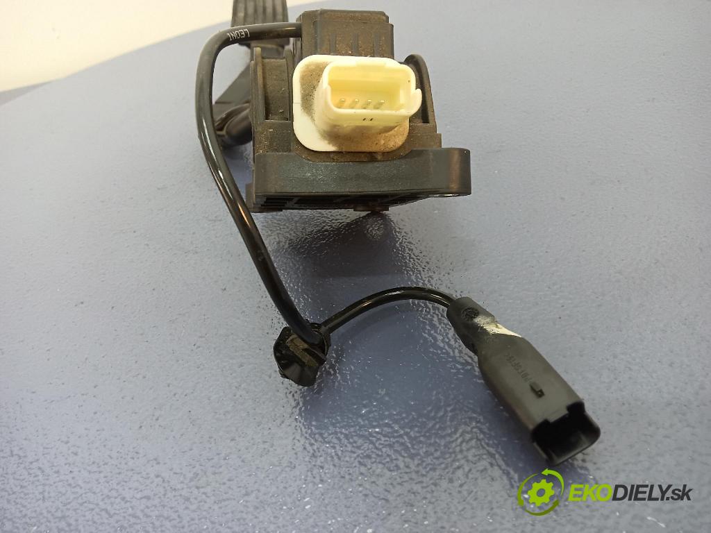 Citroen C5 2005 pedal Plyn: 9650341780