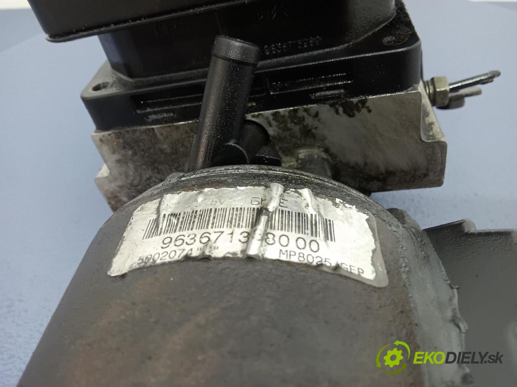 Citroen C5 2005 čerpadlo Hydraulické 9636713880