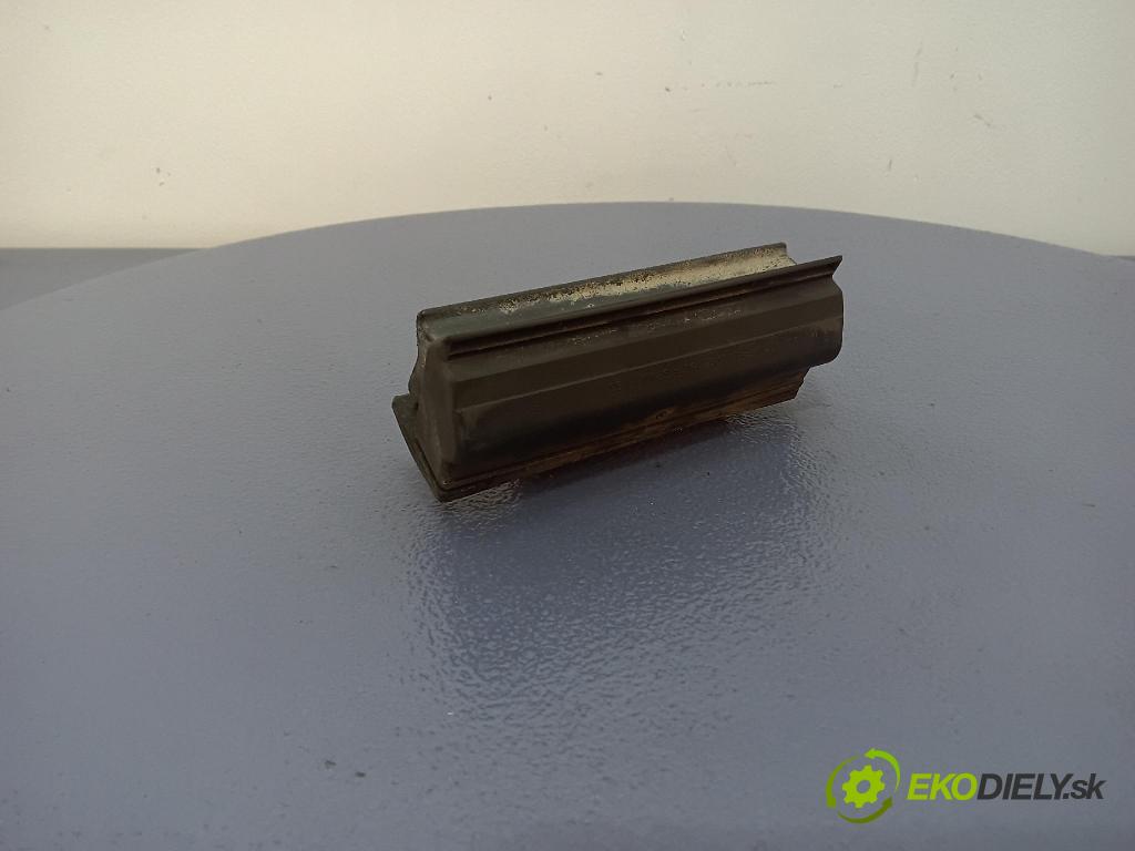 Seat Toledo 1999 rukoväť Klapky: Zadná: 1M5827561E