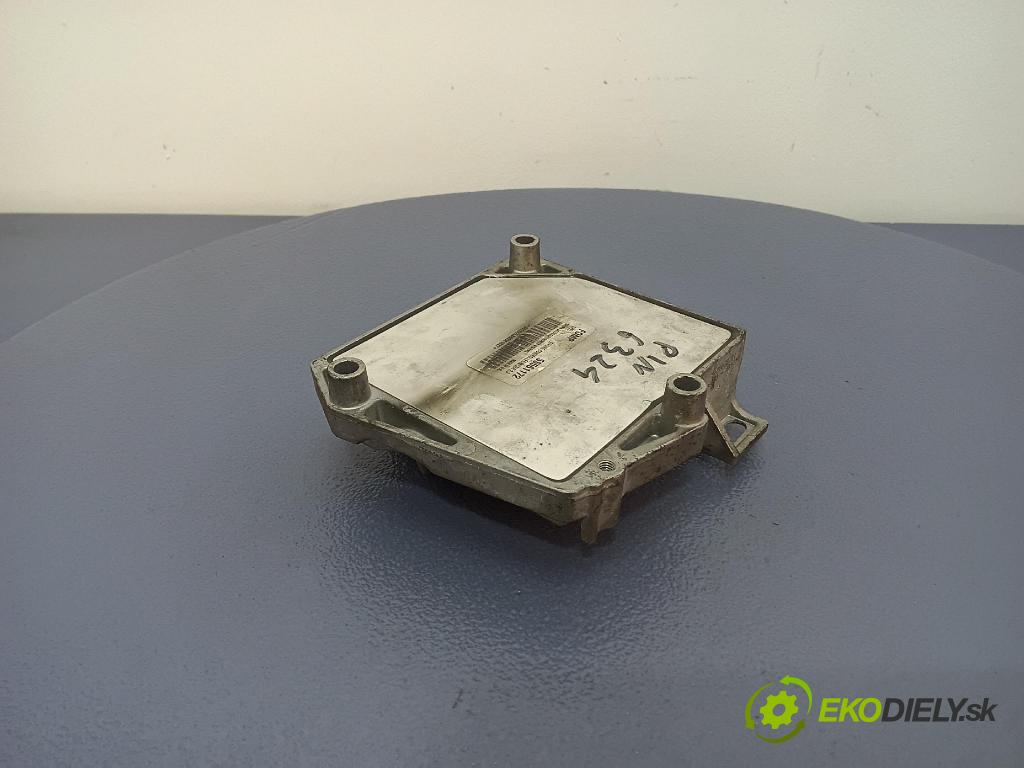 Opel Astra 2004 riadiaca jednotka Motor: 55561172