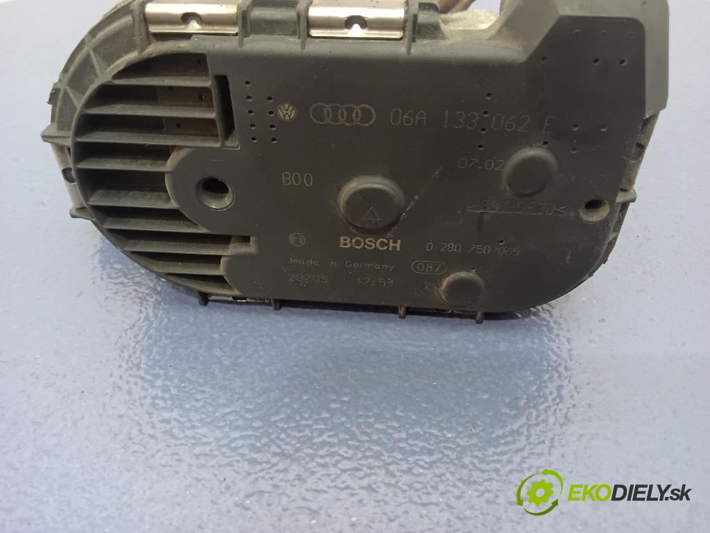 Volkswagen Sharan 2002 klapka 06A133062E
