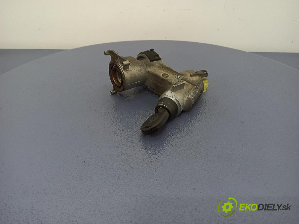 Volkswagen T 1994 Spínač zapalování. 701905851
