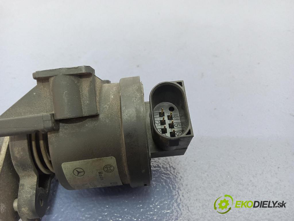 Volkswagen Lt 28 2001 pedal Plyn: A0115428617