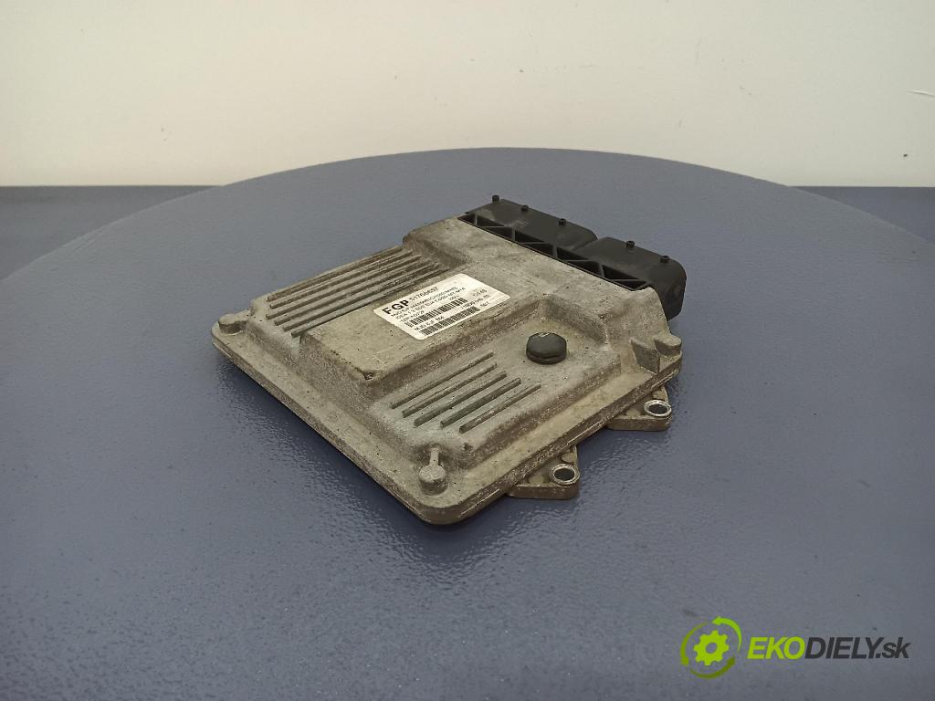 Fiat Idea 2005 riadiaca jednotka Motor: 51768657
