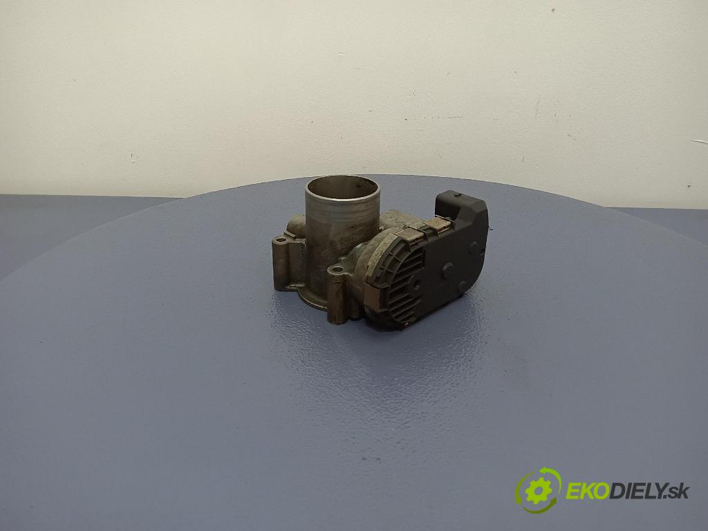 Volkswagen Polo 2000 klapka 030133062C