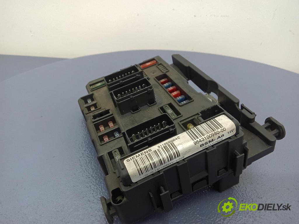 Citroen C5 2001 skrinka Poistky: 9643100980