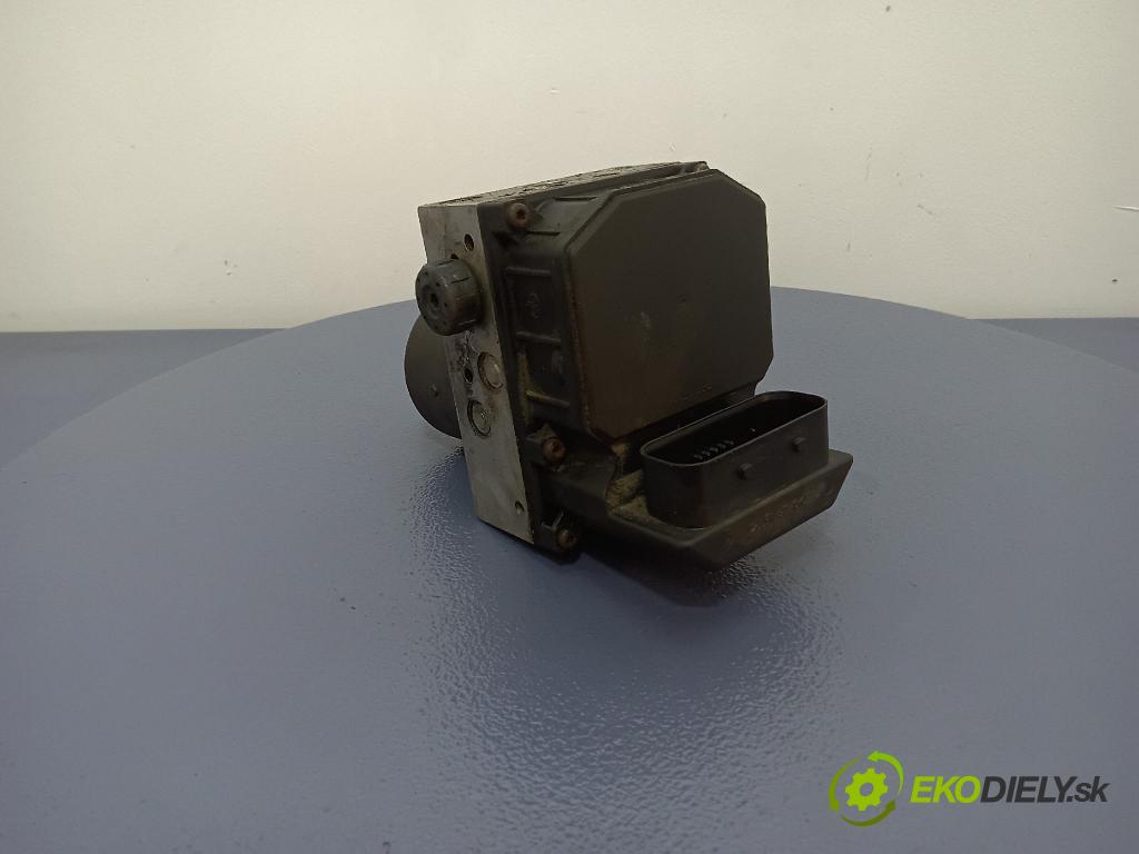 Audi A6 2002 čerpadlo ABS x 4B0614517G