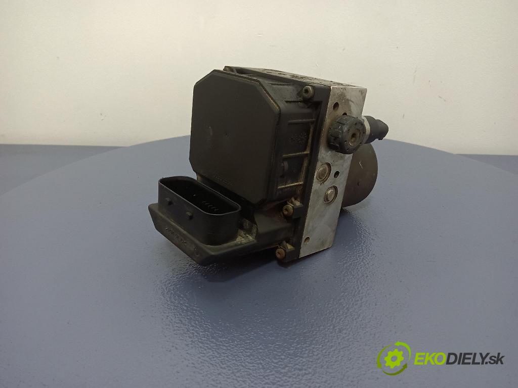 Audi A6 2002 čerpadlo ABS x 4B0614517G