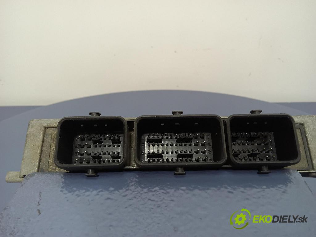 Citroen C3 2003 riadiaca jednotka Motor: 9642222380