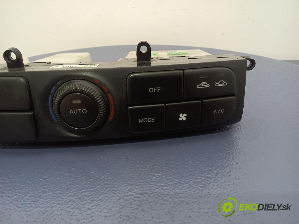 Mazda Xedos 1998 prepínač Klimatizácia: Prúd vzduchu: K7901TC45-8Y18