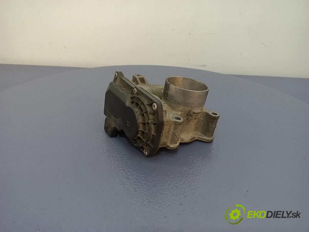 Renault Clio 0 klapka 82005-68712C