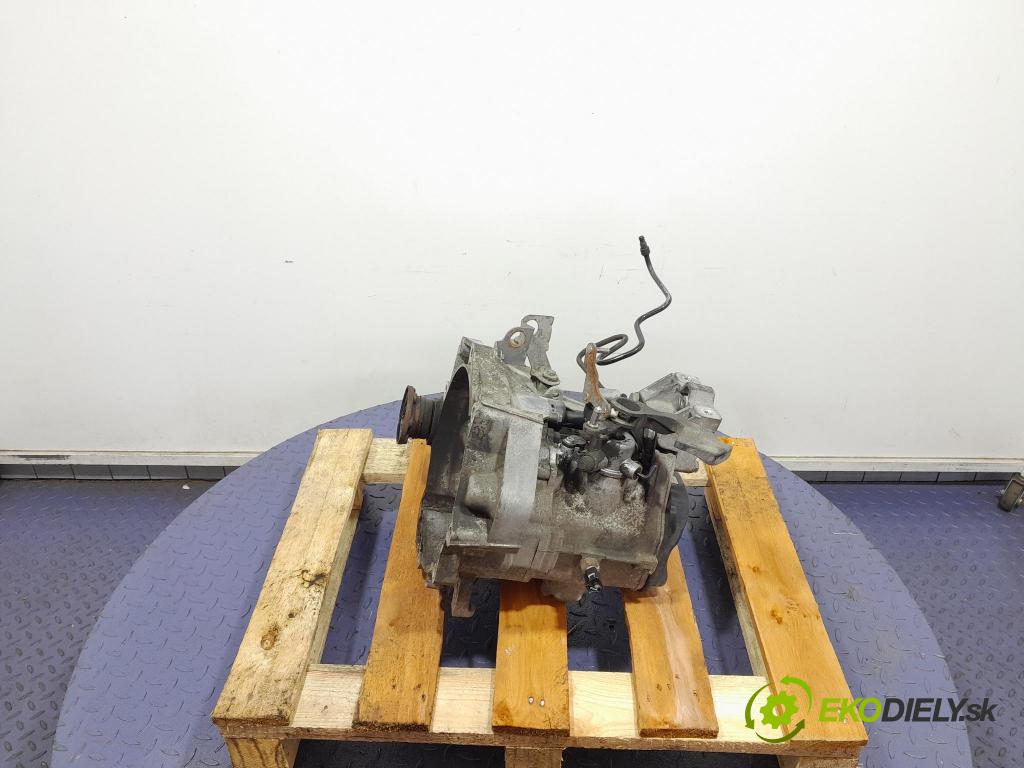 Vw Golf 2005 prevodovka Manualna FXQ