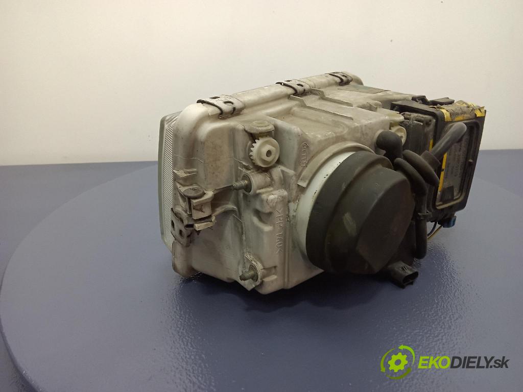 Volvo S40 2000 světlo Levý: 30859758